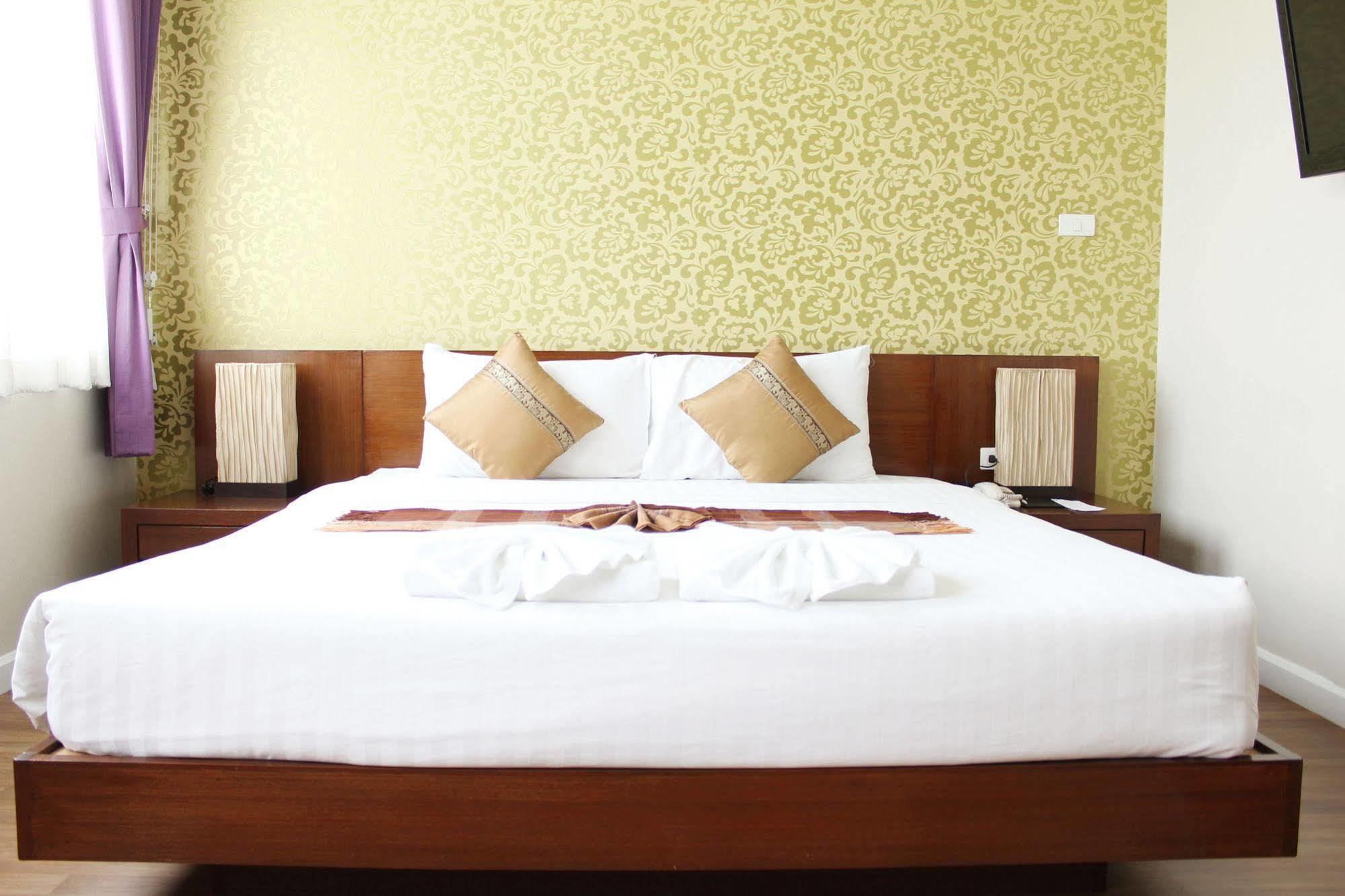 Baiyoke Ciao Hotel Чиангмай Экстерьер фото