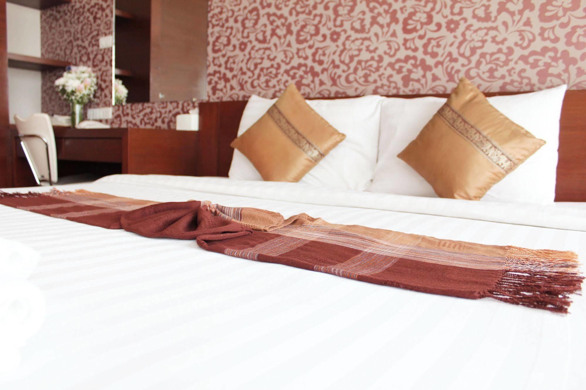 Baiyoke Ciao Hotel Чиангмай Экстерьер фото