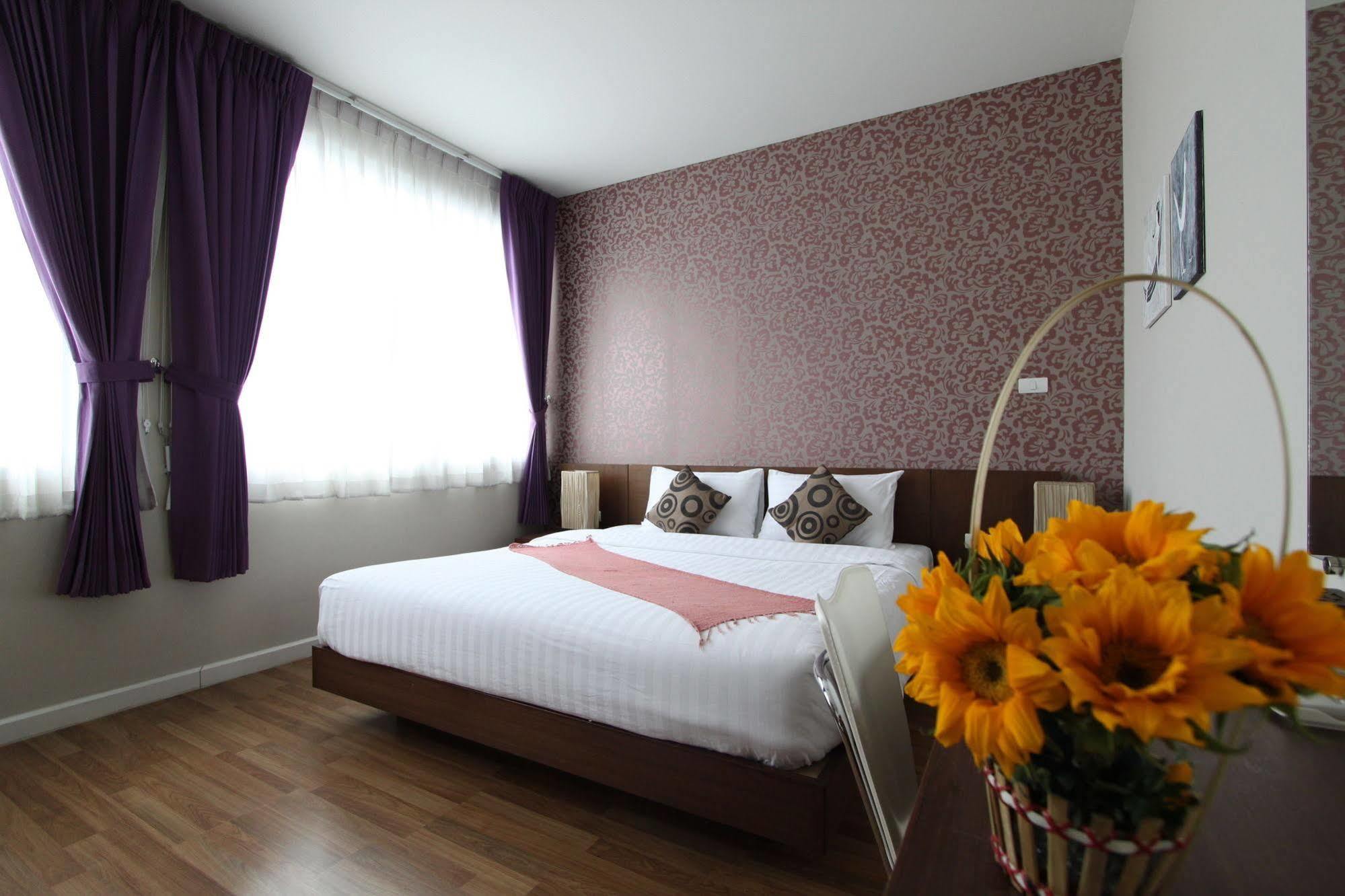 Baiyoke Ciao Hotel Чиангмай Экстерьер фото